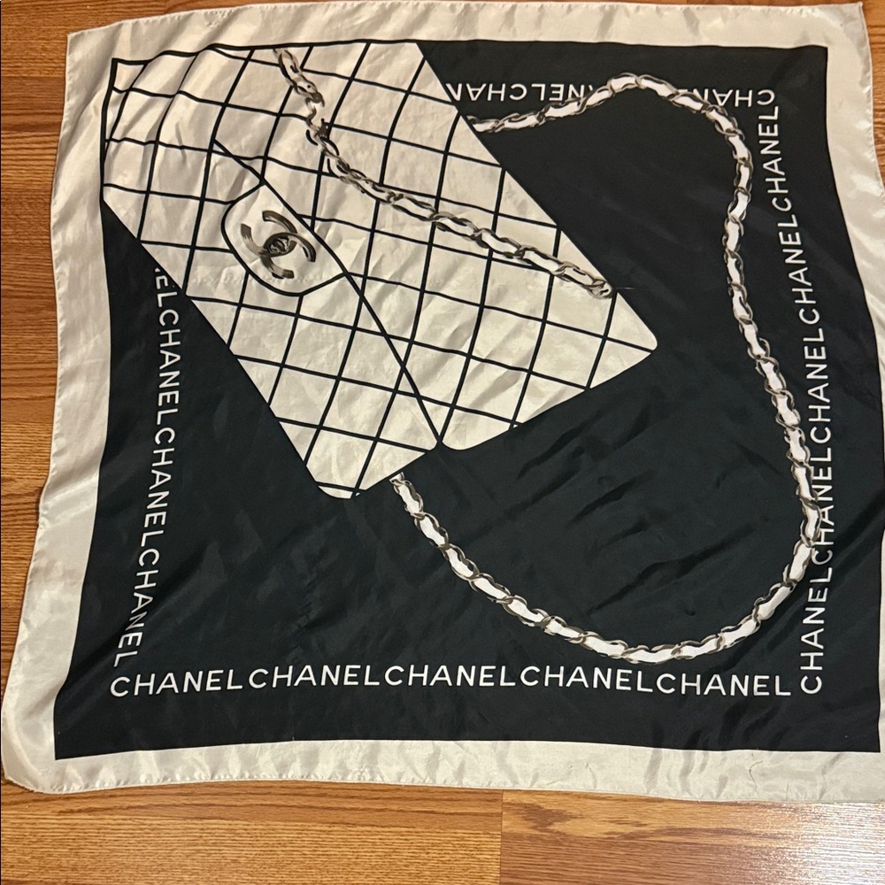 Black and White vintage Scarf